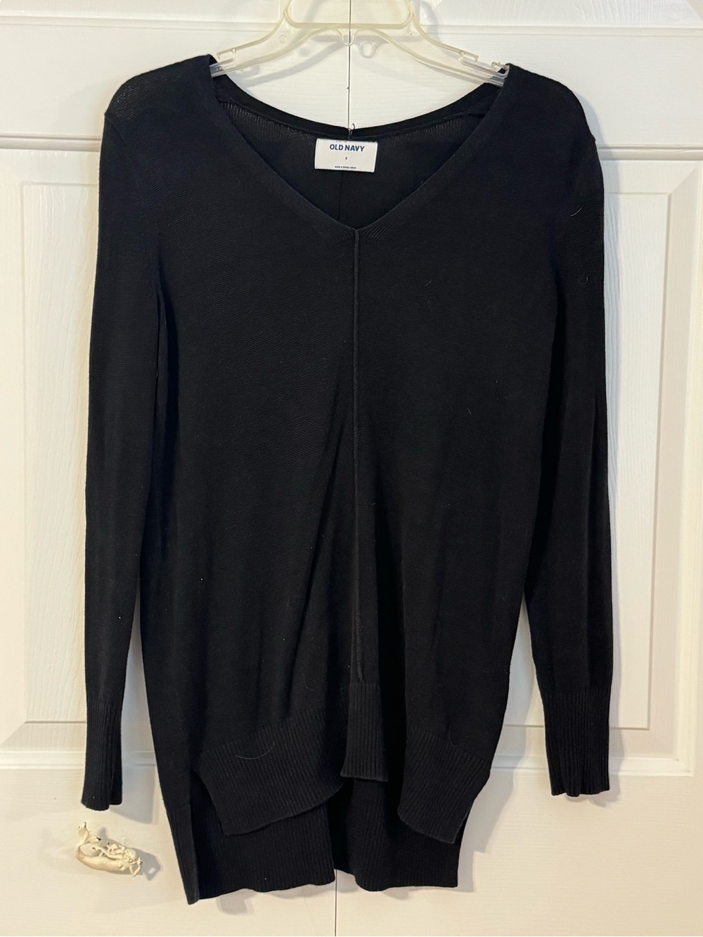 Old Navy Black V-Neck Knit Top